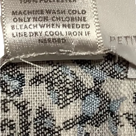 ANN TAYLOR LOFT Tapestry Short Skirt - Size 4P - Picture 12 of 12